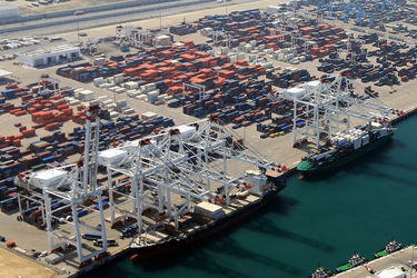 EUROGATE Tanger buys RTGs from Kalmar