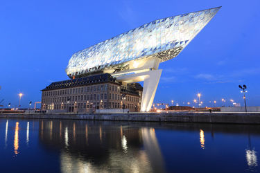 Antwerp to extend its LNG bunkering services