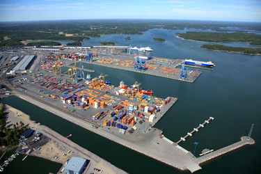 MLT Helsinki buys a STS from Konecranes